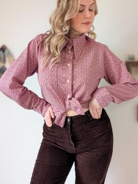 70s Pointed Collar Red & White Geometric Novelty Print Button Down Shirt